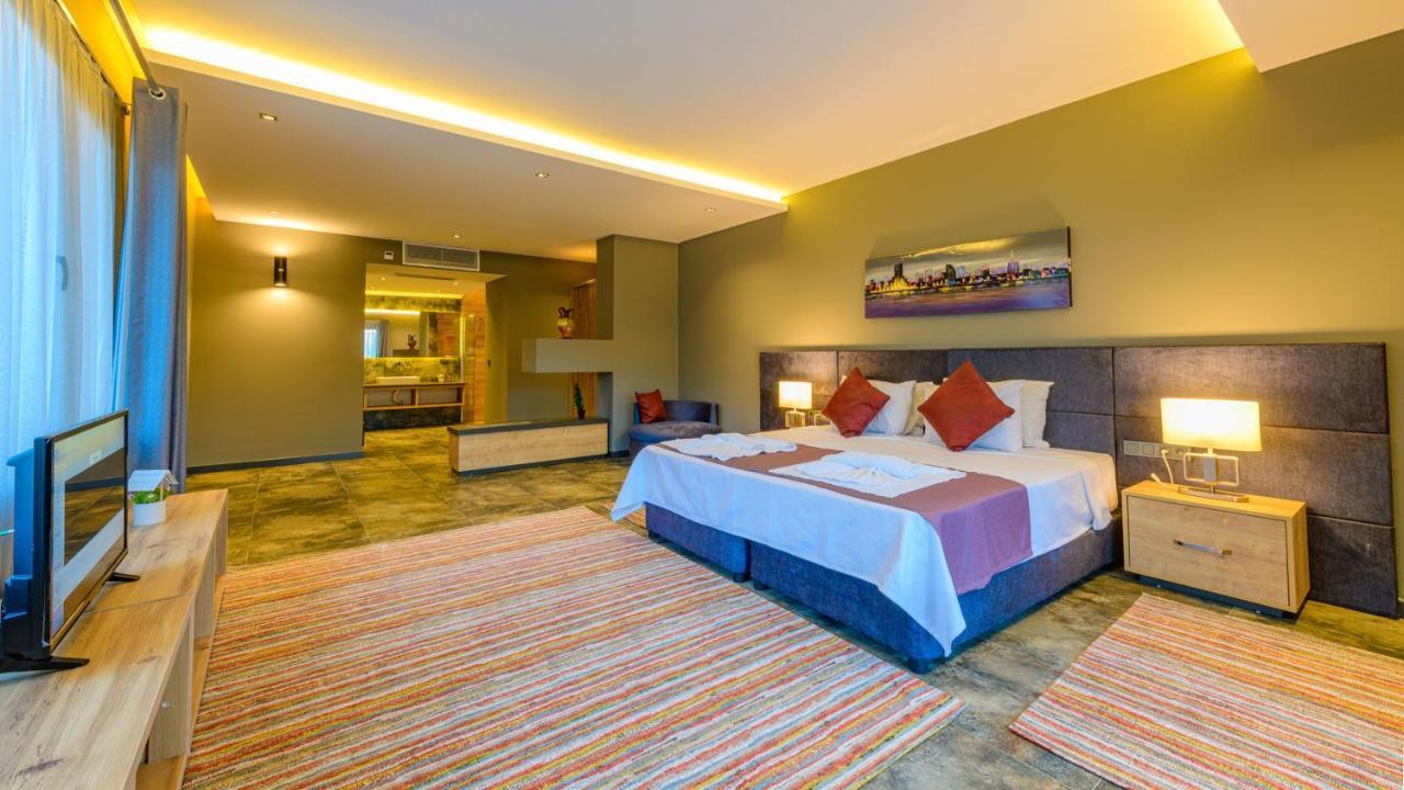 Marla - 2 Bedroom Honeymoon Villa Oludeniz Exterior foto